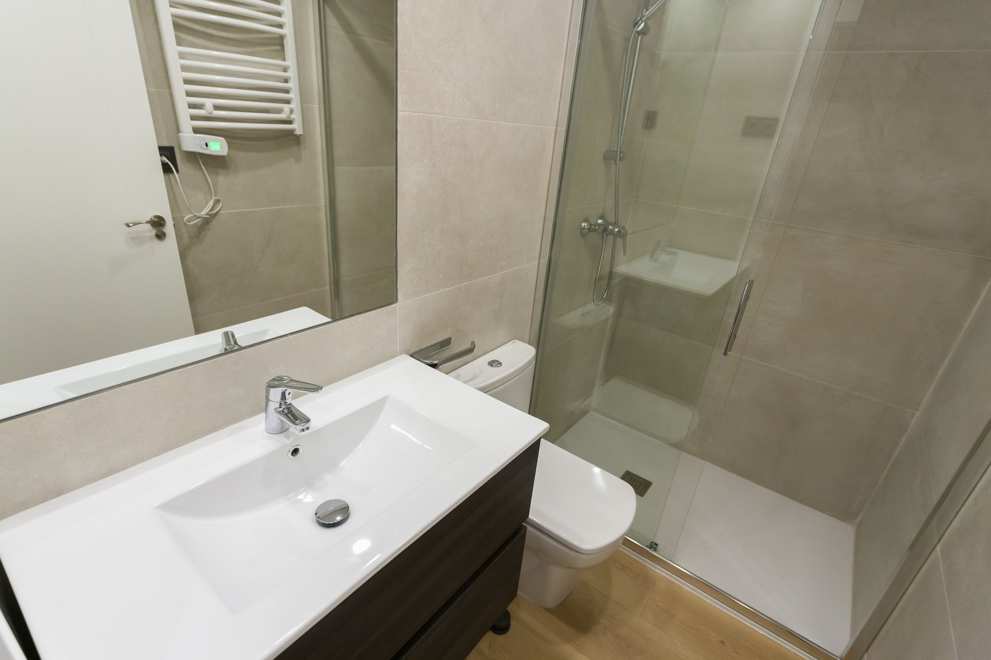 Apartamento Dobo - Relatores Iii *